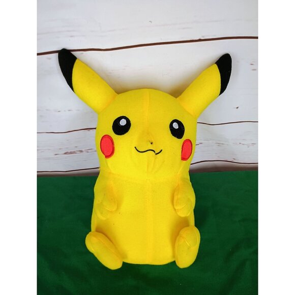 2015 Pikachu Pokemon Toy Factory Plush Stuffed Animal 8" - Picture 1 of 7